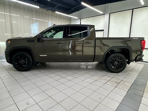 Used 2024 GMC Sierra 1500 Elevation AWD/4WD image 8