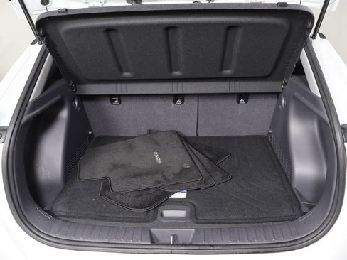 Used 2025 Hyundai Kona SEL FWD image 16