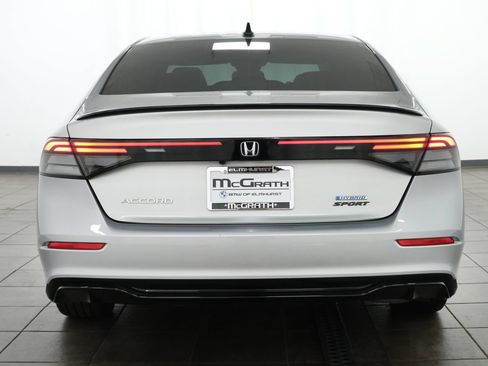 Used 2024 Honda Accord Sport image 4