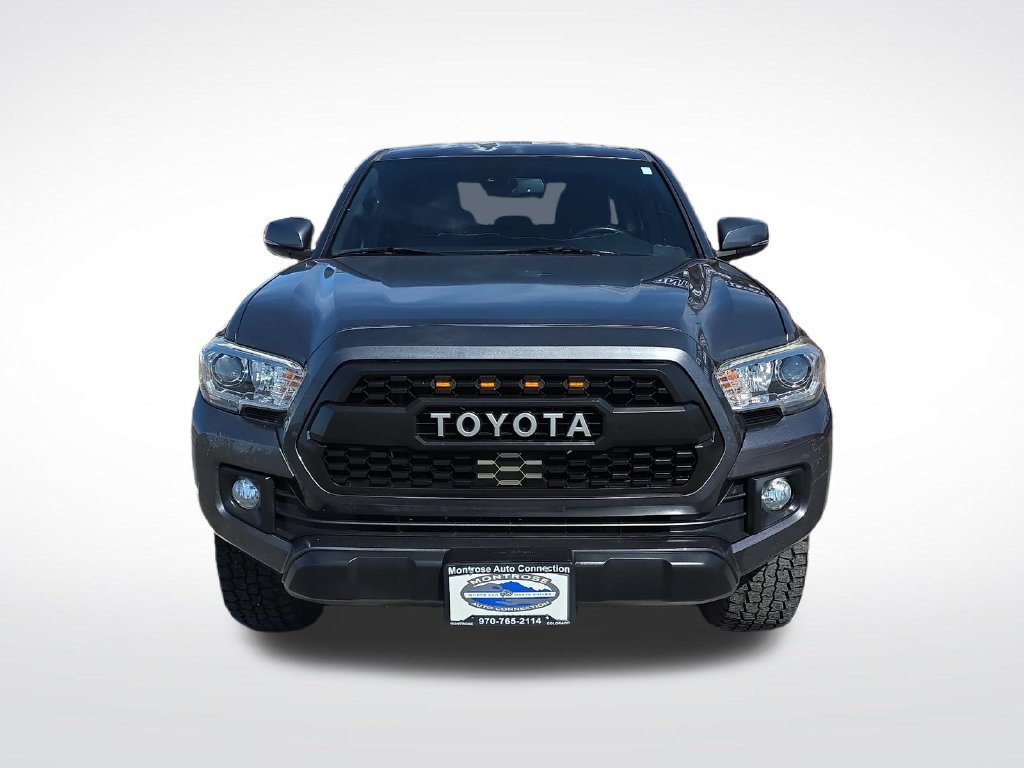 Used 2019 Toyota Tacoma TRD Off-Road w/ Technology Package AWD/4WD image 2