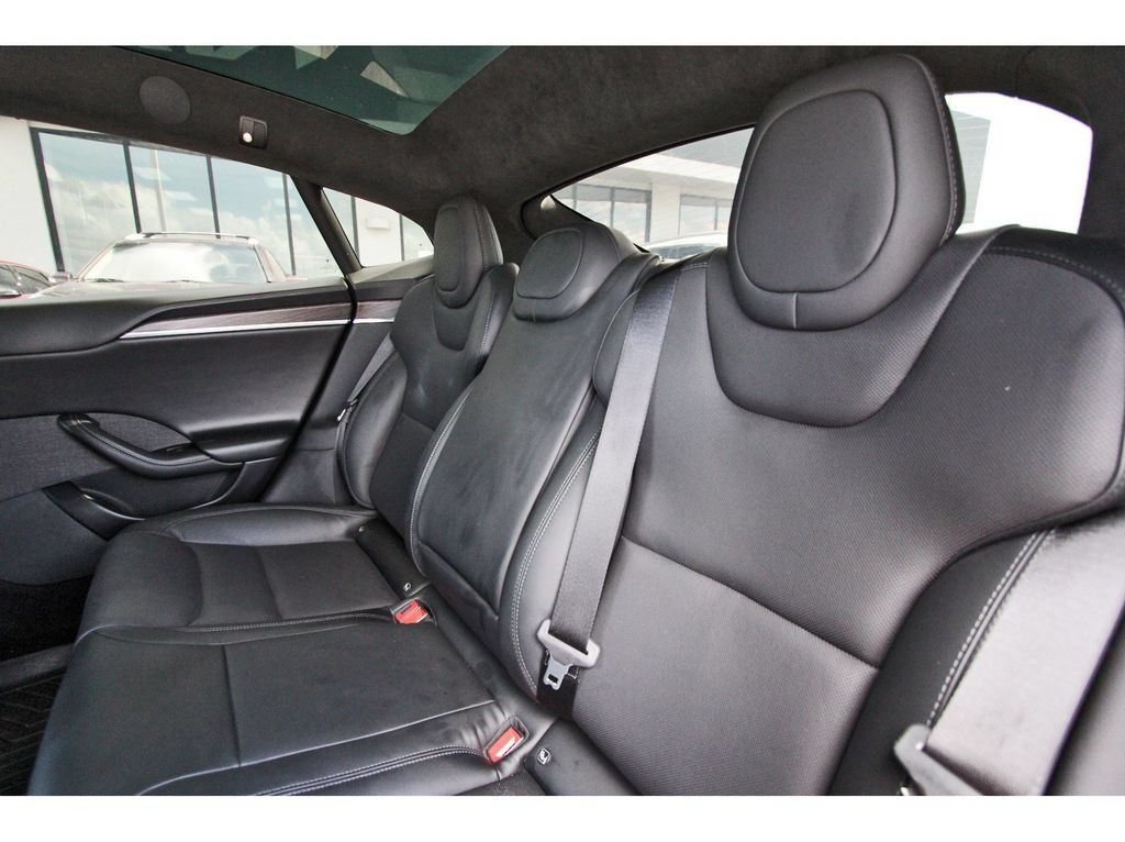 Used 2022 Tesla Model S AWD/4WD image 26