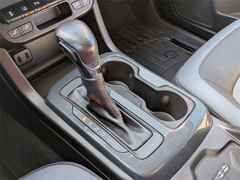 Used 2022 Chevrolet Colorado Z71 w/ Safety Package image 26