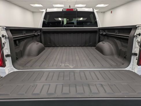 Used 2025 RAM 1500 Big Horn AWD/4WD image 25