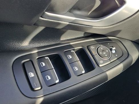 Certified 2025 Hyundai Sonata SEL FWD image 18
