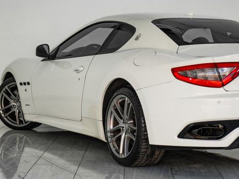Used 2014 Maserati GranTurismo Sport image 52