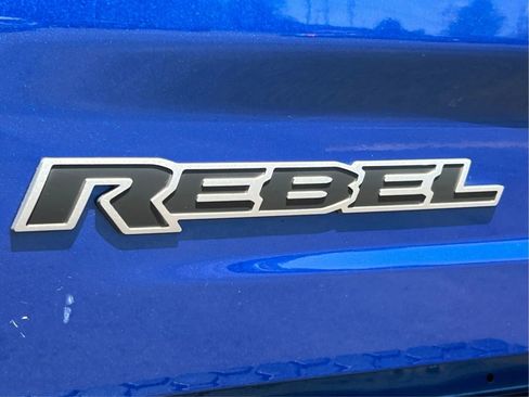 Used 2018 RAM 1500 Rebel w/ Luxury Group AWD/4WD image 31