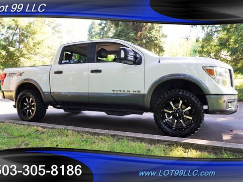Used 2019 Nissan Titan PRO-4X w/ Pro-4x Convenience Package AWD/4WD image 7