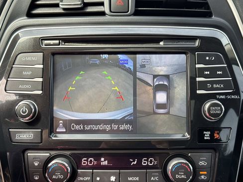 Used 2017 Nissan Maxima Platinum FWD image 27