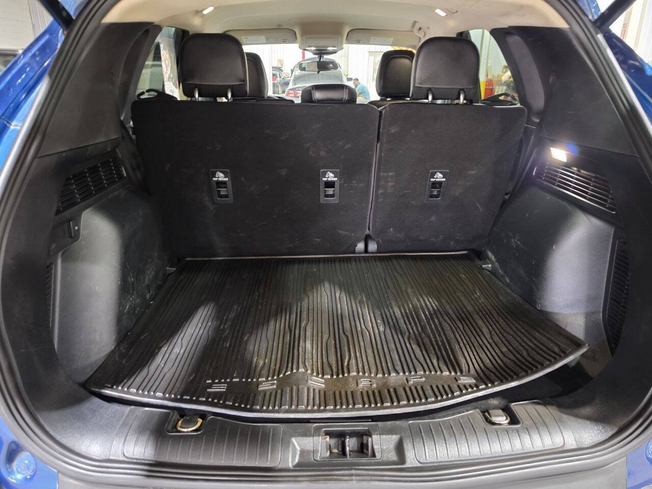 Used 2020 Ford Escape SEL FWD image 28