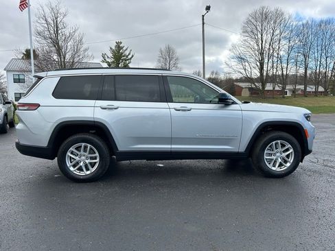 New 2026 Jeep Grand Cherokee L Laredo AWD/4WD image 2