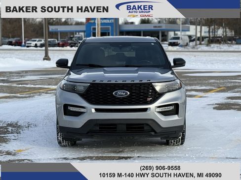 Used 2021 Ford Explorer ST w/ Premium Technology Package image 2