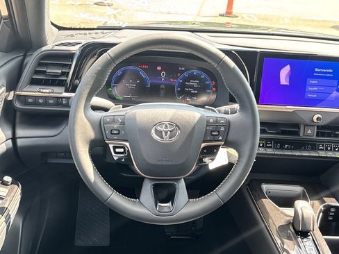 New 2026 Toyota Crown Signia AWD/4WD image 12