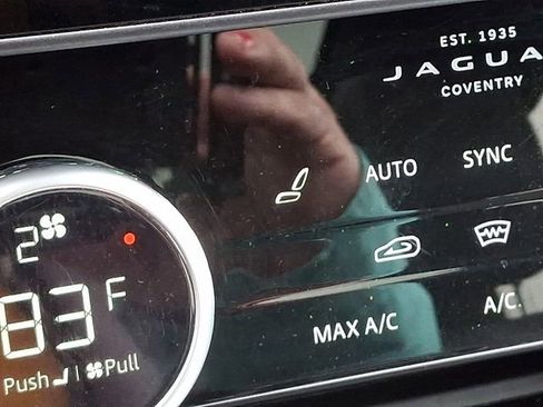 Used 2024 Jaguar F-PACE R-Dynamic S image 31