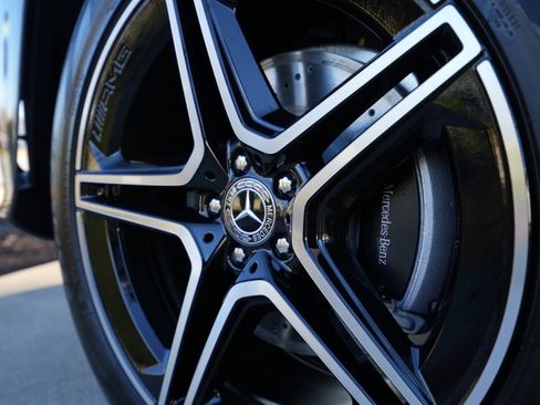 New 2026 Mercedes-Benz GLS 450 4MATIC image 14