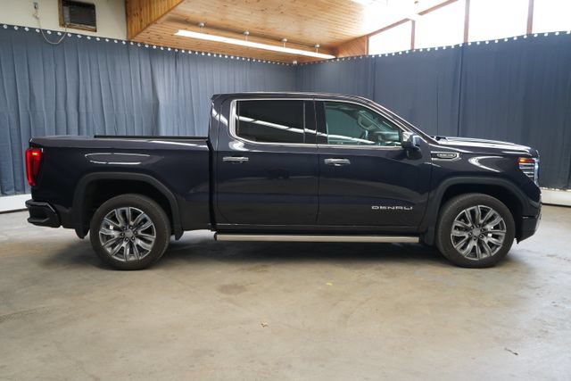 Certified 2023 GMC Sierra 1500 Denali w/ Denali Reserve Package AWD/4WD image 8