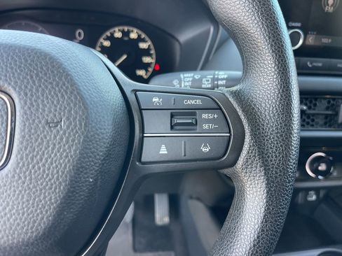 Certified 2025 Honda HR-V LX image 21