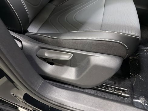 New 2026 Volkswagen Tiguan SE AWD/4WD image 38