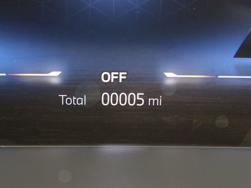 New 2026 BMW X5 xDrive40i AWD/4WD image 3