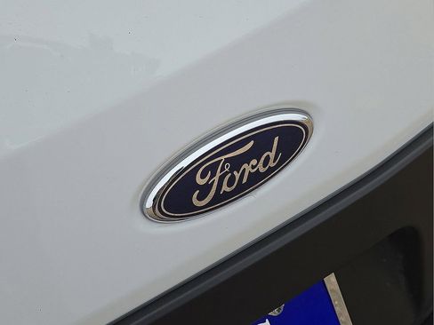 Used 2023 Ford Transit 350 XLT image 15