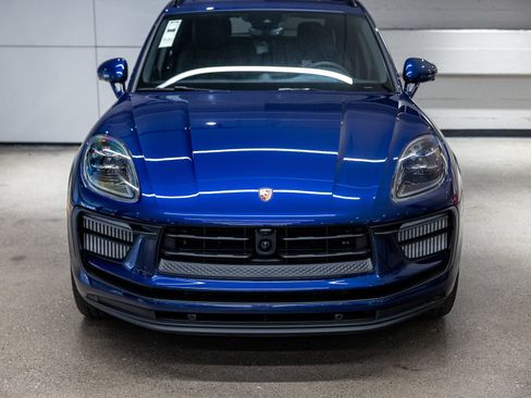 Certified 2026 Porsche Macan S AWD/4WD image 12
