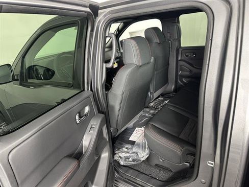 New 2025 Nissan Frontier PRO-4X AWD/4WD image 15