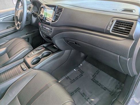 Certified 2023 Honda Passport TrailSport image 22