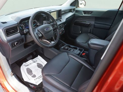 Used 2024 Ford Maverick Lariat w/ Black Appearance Package FWD image 8