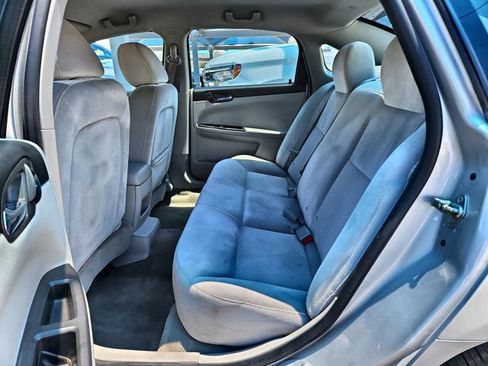 Used 2013 Chevrolet Impala LT FWD image 17