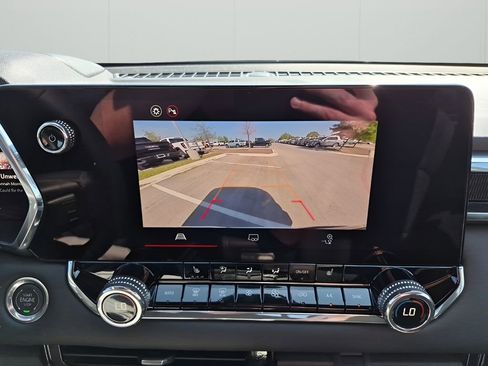 New 2026 GMC Canyon Elevation w/ Convenience Package image 42