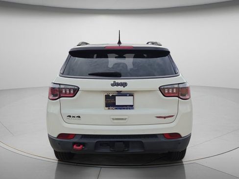 Used 2018 Jeep Compass Trailhawk w/ Leather Interior Group AWD/4WD image 5