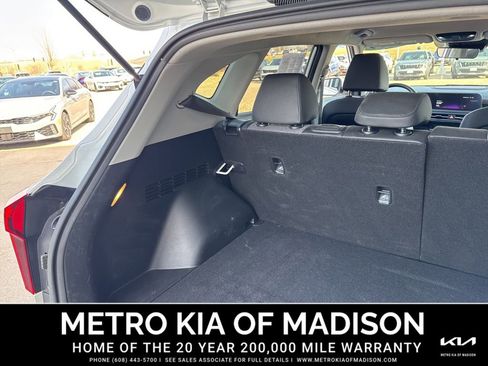 Used 2024 Kia Seltos X-Line AWD/4WD image 28