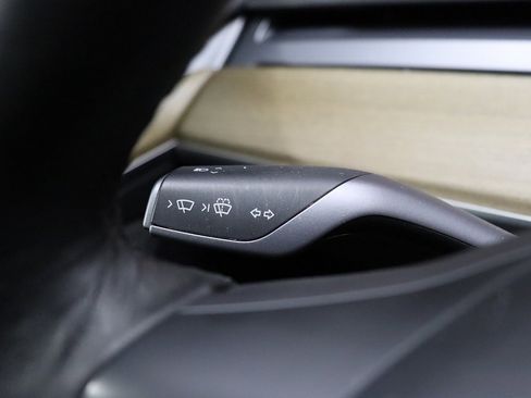 Used 2023 Tesla Model 3 Standard Range RWD image 42