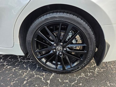 Used 2023 Toyota Camry XSE FWD image 21