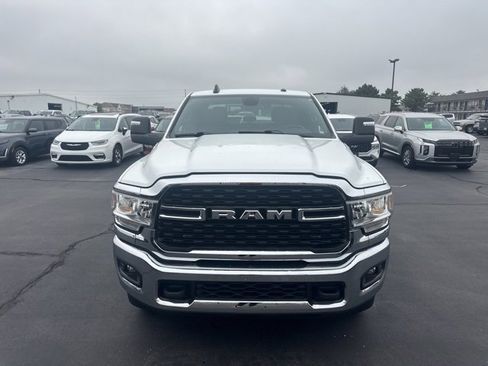Used 2023 RAM 2500 Big Horn w/ Level 1 Equipment Group image 8