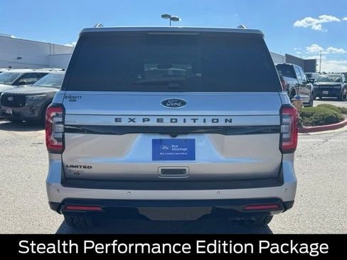 Certified 2024 Ford Expedition Limited RWD image 4