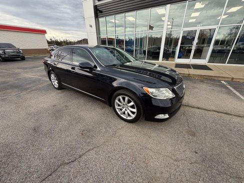 Used 2007 Lexus LS 460 image 2