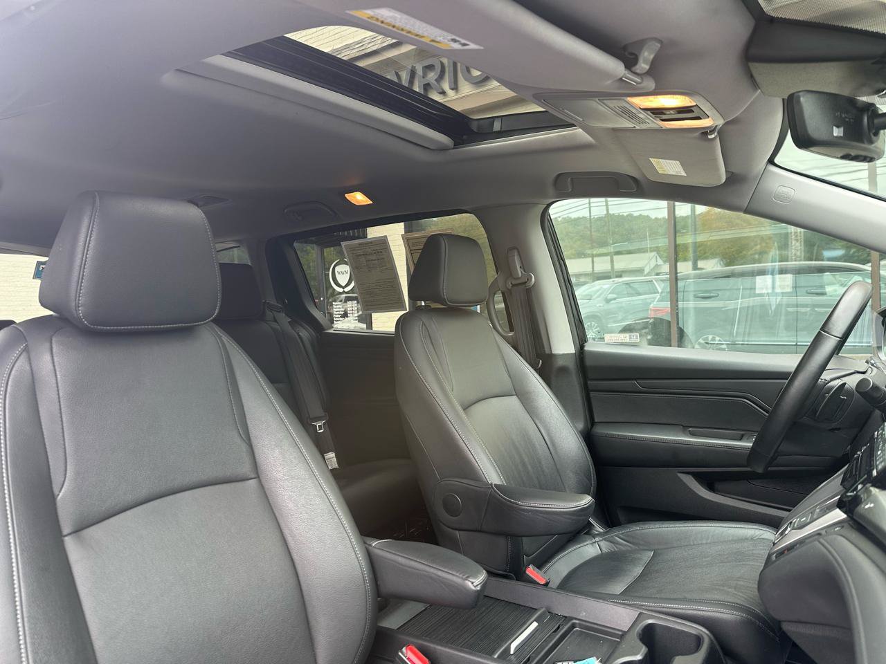 Used 2024 Honda Odyssey EX-L image 13