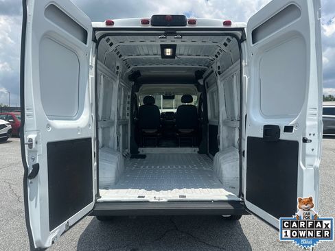 Used 2025 RAM ProMaster 2500 w/ Convenience Group FWD image 18