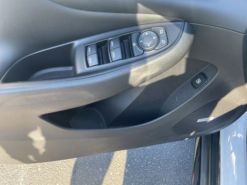 Used 2017 Chevrolet Volt Premier w/ Driver Confidence II Package image 21