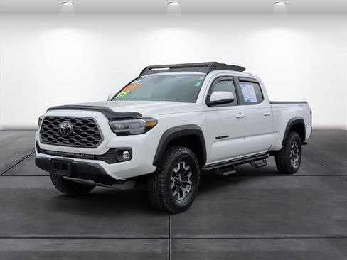 Used 2022 Toyota Tacoma TRD Off-Road image 6
