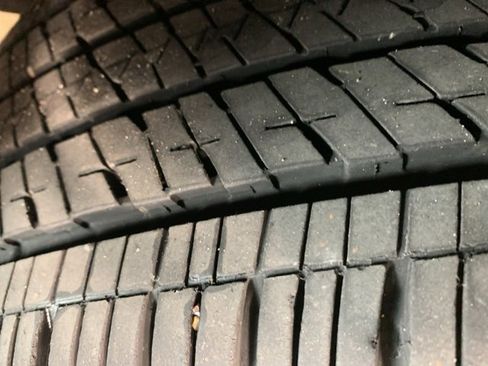 Used 2023 Lexus UX 250h AWD w/ Premium Package image 41