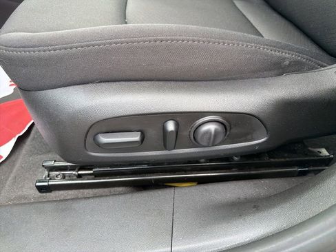 Certified 2021 Chevrolet Malibu LT FWD image 18