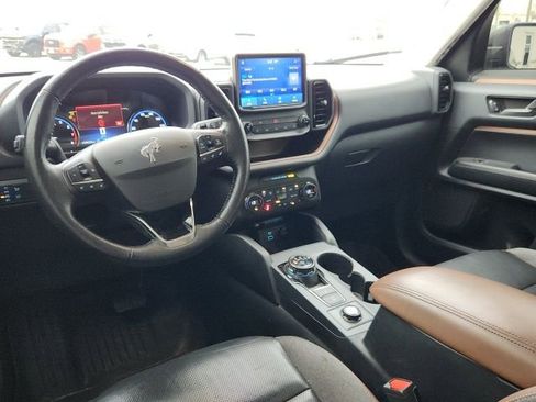 Used 2021 Ford Bronco Sport Outer Banks image 10