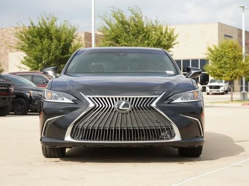 Used 2021 Lexus ES 350 w/ Premium Package FWD image 2