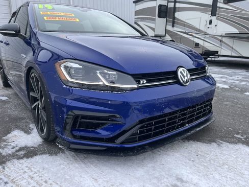 Used 2019 Volkswagen Golf R 4-Door image 17