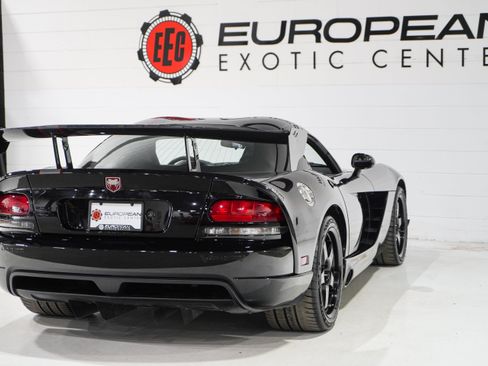 Used 2010 Dodge Viper ACR RWD image 37