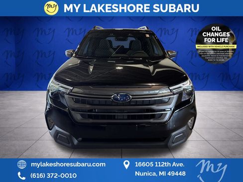 New 2026 Subaru Forester Premium AWD/4WD image 2