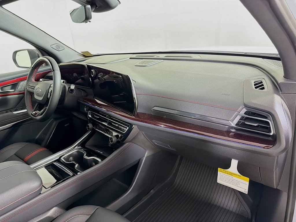 New 2026 Chevrolet Traverse RS w/ LPO, Floor Liner Package AWD/4WD image 27