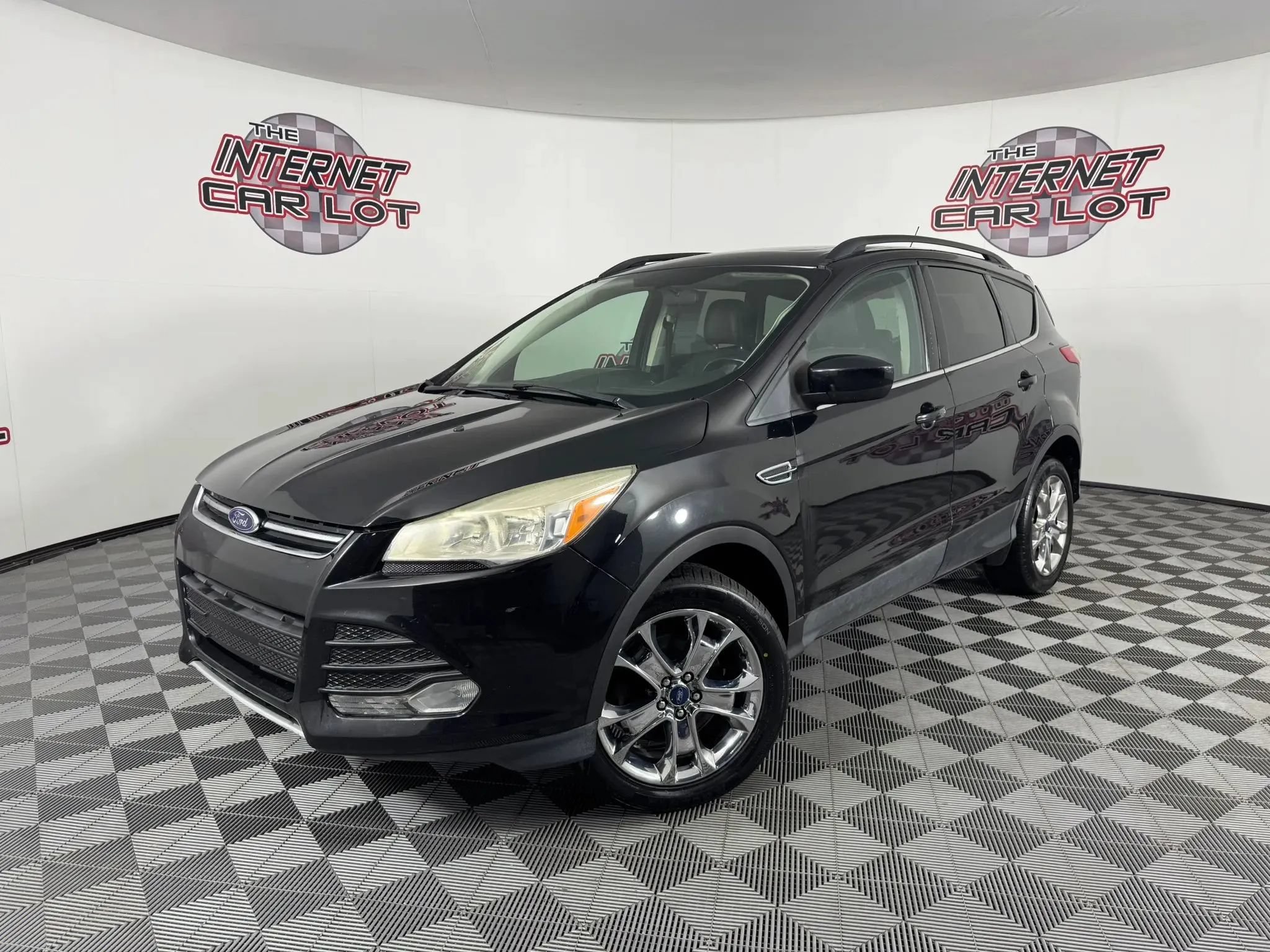 Used 2014 Ford Escape SE w/ Equipment Group 201A FWD image 1