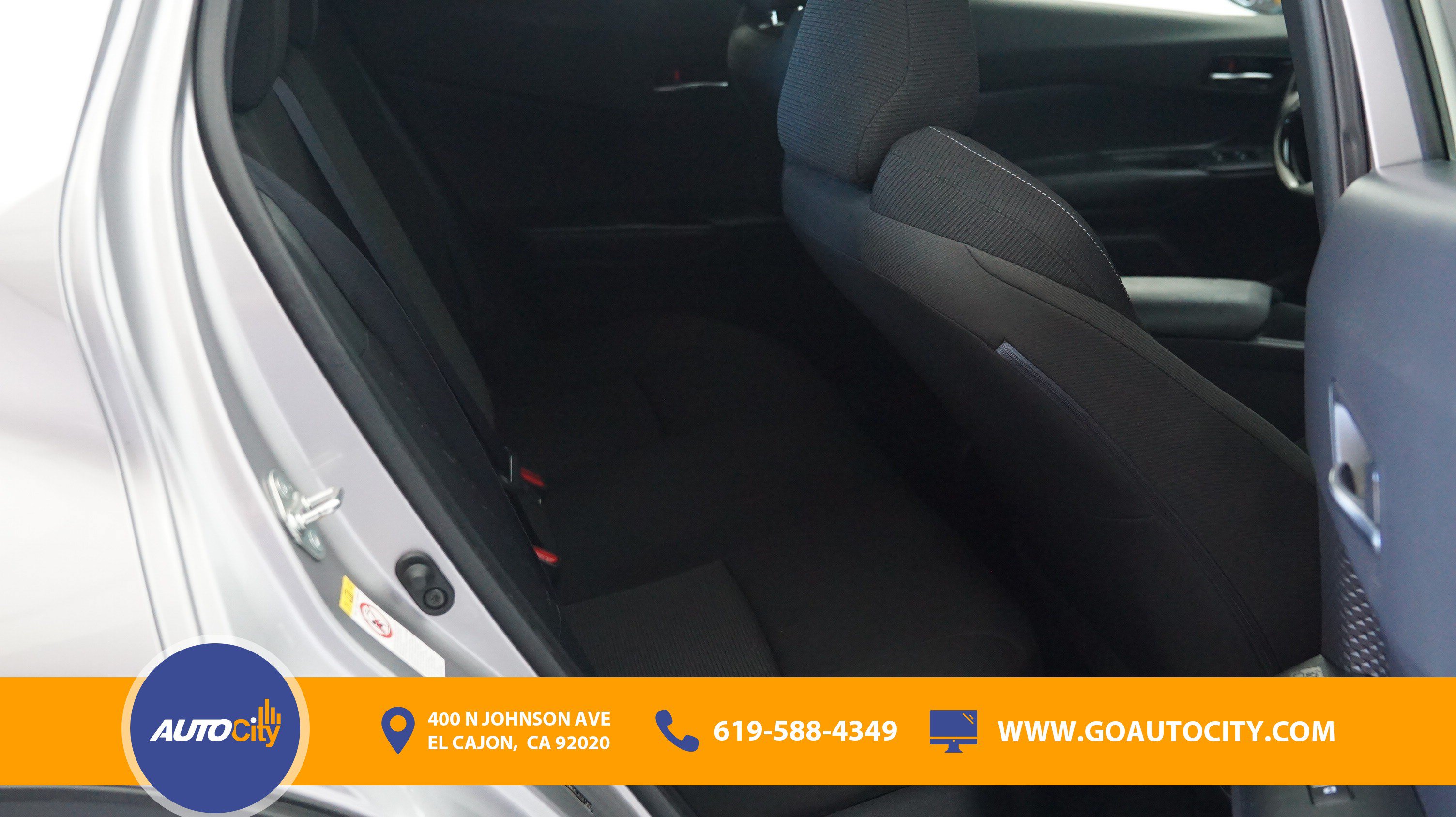 Used 2018 Toyota C-HR XLE FWD image 11
